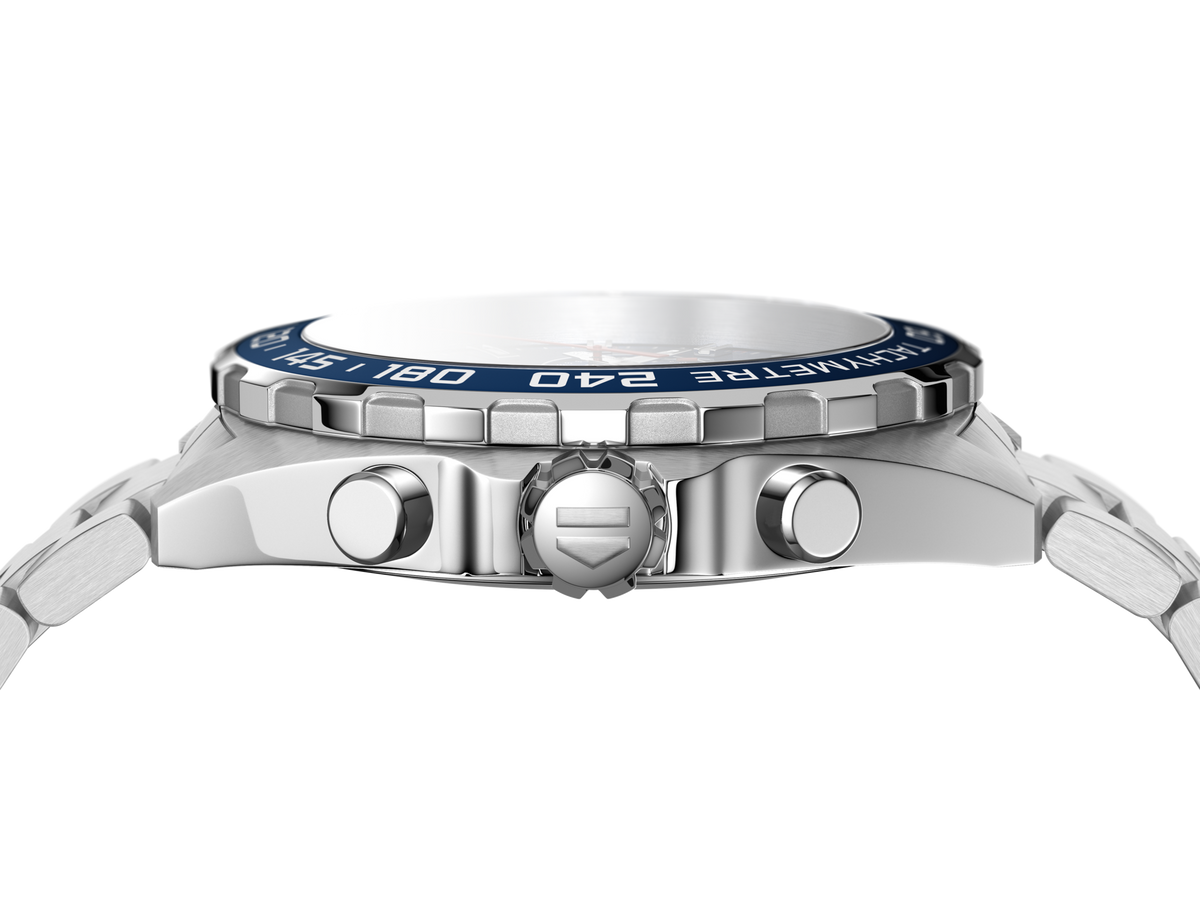 CAZ1014.BA0842 — perfil y corona — imagen oficial TAG Heuer