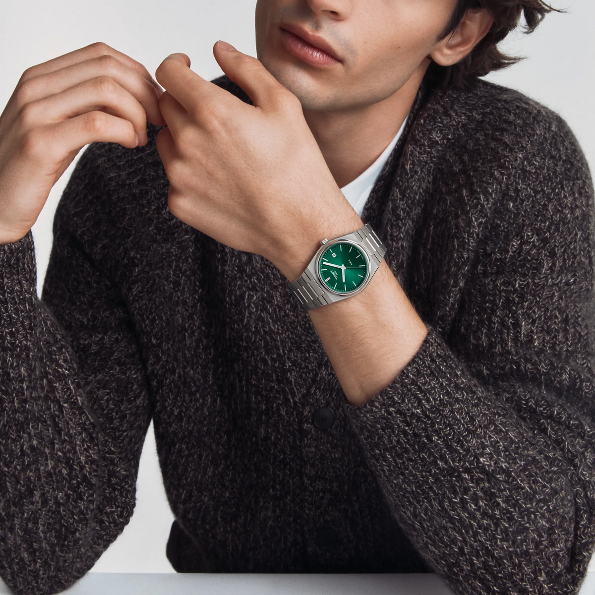 T137.410.11.091.00 - en la muñeca - imagen oficial Tissot