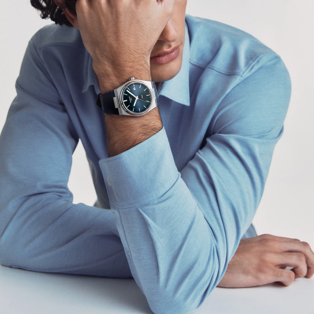 T137.410.16.041.00 - en la muñeca - imagen oficial Tissot