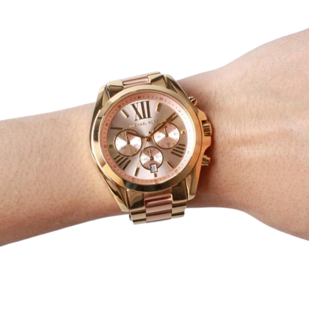 Michael Kors MK6359 — Reloj Runway para Mujer en Color Oro Rosa